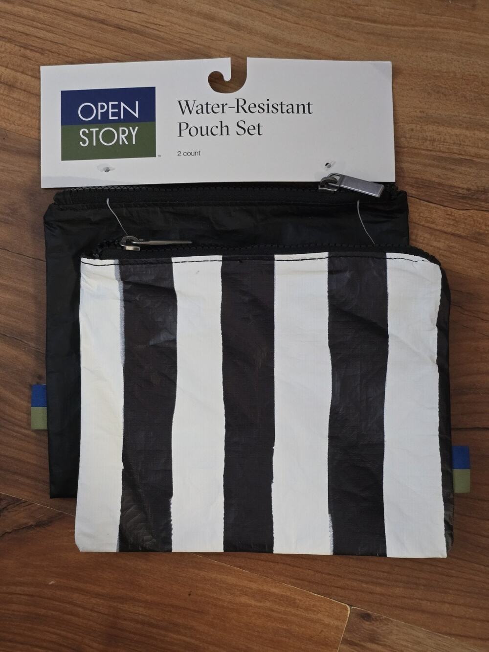 Open Story Water-Resistant Black & White Pouch Set 2 Count S6